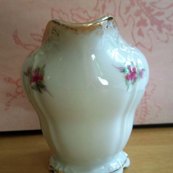 Japan Creamer Pitcher - Picture 2 of 3
